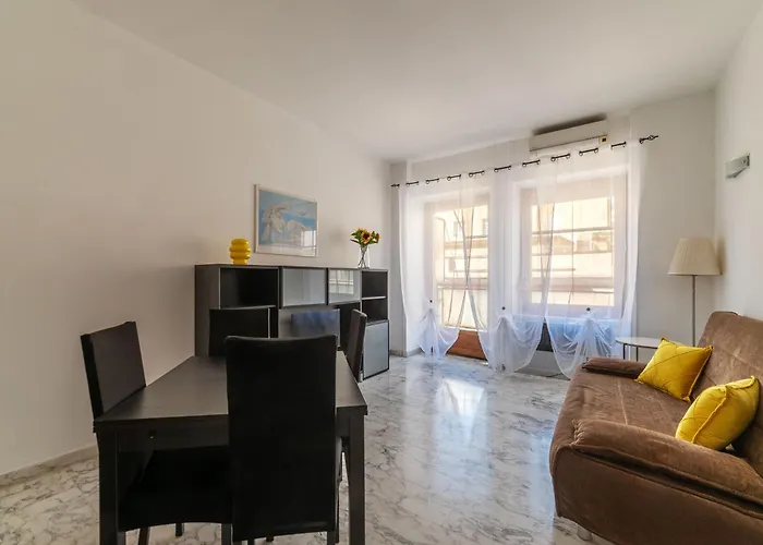 Guesthost - Mm Repubblica Apartment