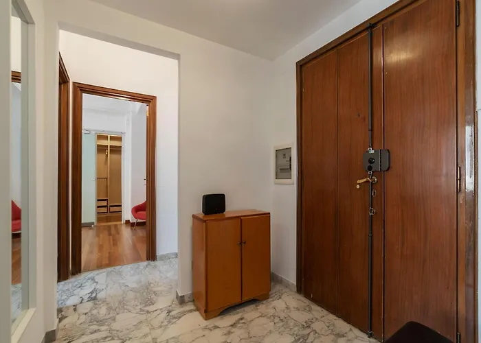 Guesthost - Mm Repubblica Apartment *